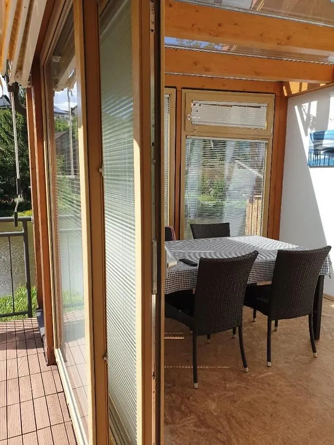Ferienwohnung und Sommerhaus unter der Burg Falkenberg  Deutschland